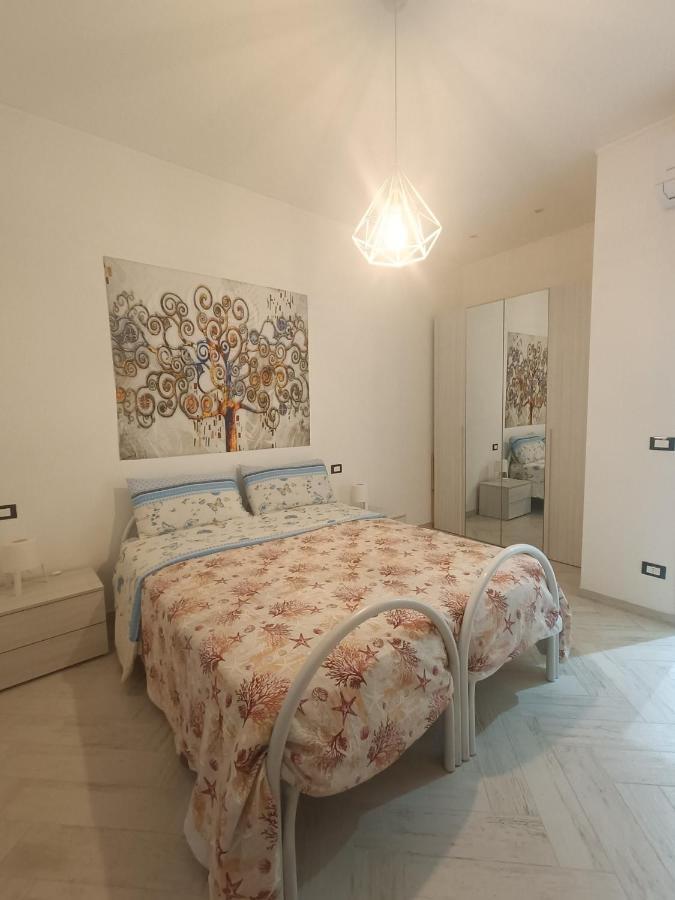 Casa Vacanze Via Nizza 57 Zinola-Wifi Savona Exteriör bild