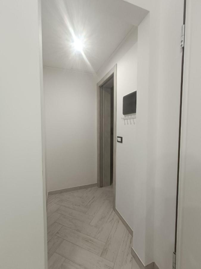 Casa Vacanze Via Nizza 57 Zinola-Wifi Savona Exteriör bild