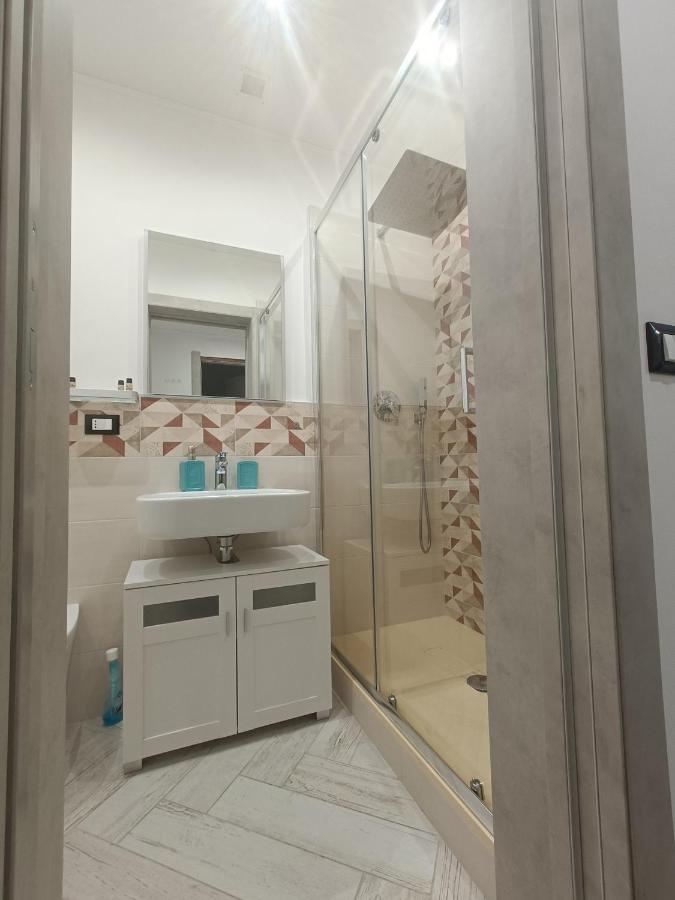 Casa Vacanze Via Nizza 57 Zinola-Wifi Savona Exteriör bild