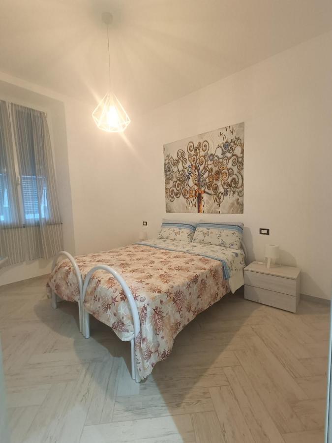 Casa Vacanze Via Nizza 57 Zinola-Wifi Savona Exteriör bild